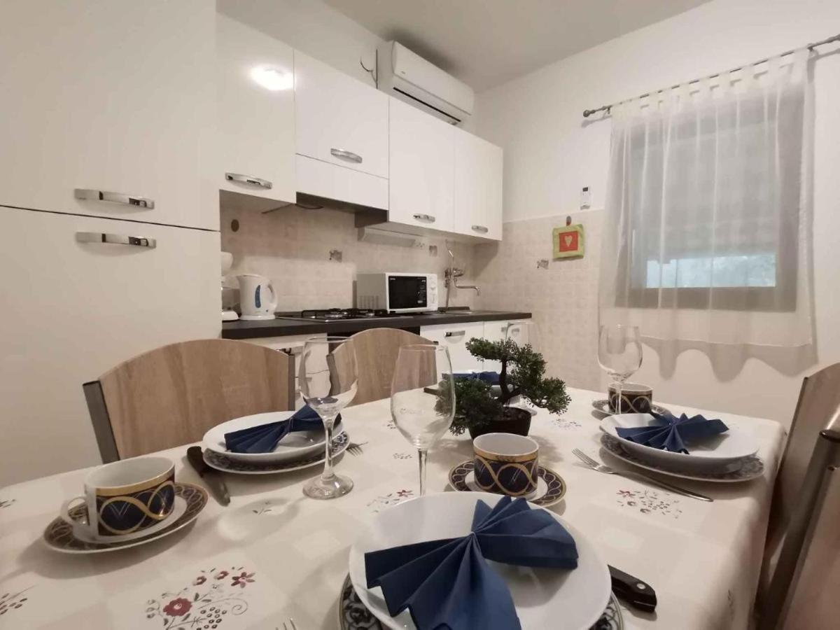 Apartman Krcina Krnica Exterior foto